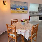Alprochinhos * פורצ'ס