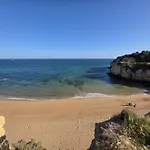 Alprochinhos בית נופש *