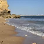 Alprochinhos בית נופש