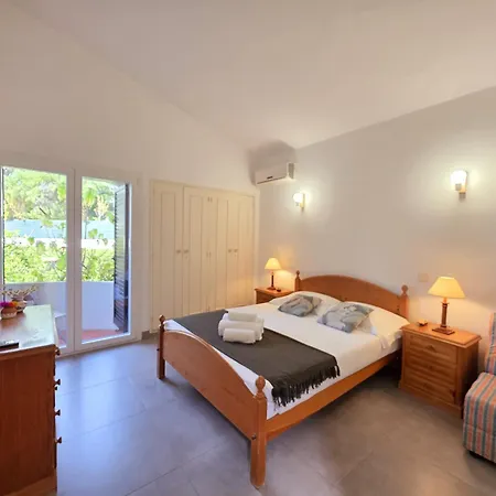 Alprochinhos Дом отдыха *