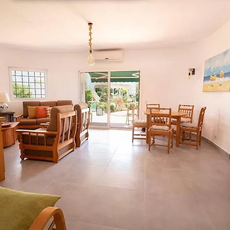 Holiday home Alprochinhos Porches (Algarve)