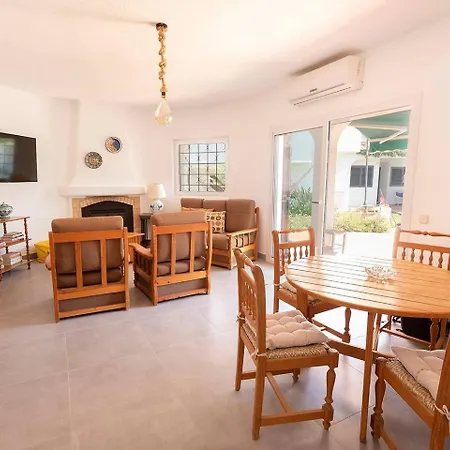 Holiday home Alprochinhos *