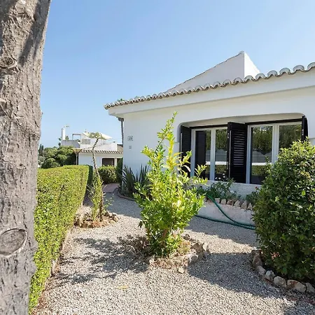 Holiday home Alprochinhos Porches (Algarve)