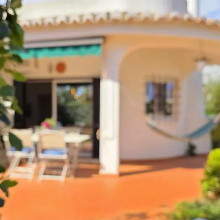 Holiday home Alprochinhos
